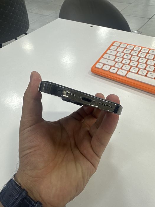 Iphone 13про (XR) 128gb
