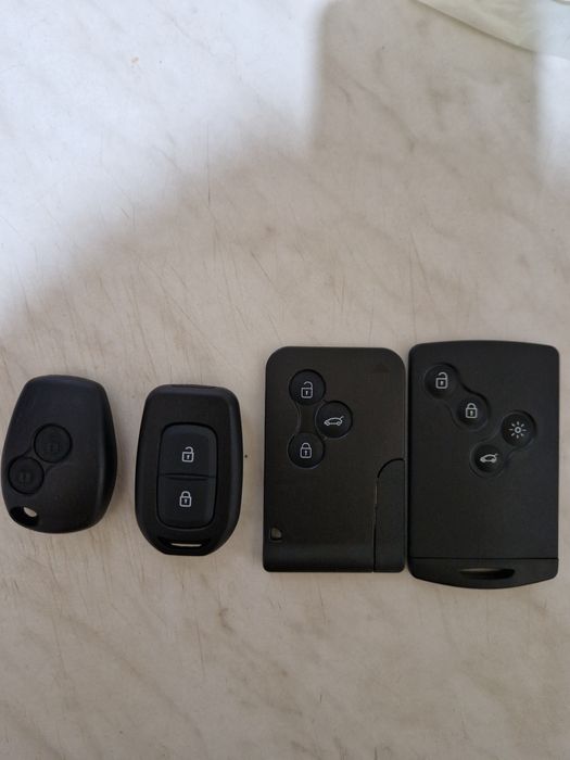 Scriu chei cheie cartela telecomenda schimb contact dacia renault