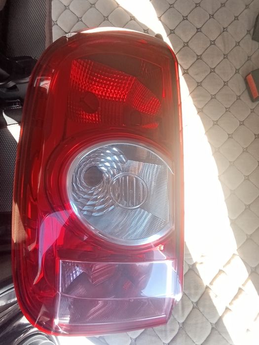 Фара на рено дастер