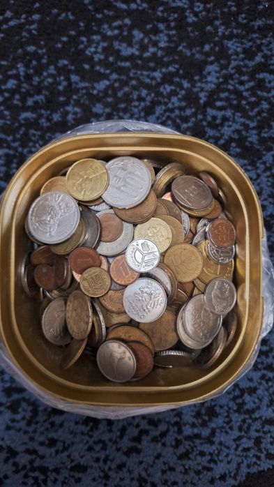 Vânzări bancnote și monede