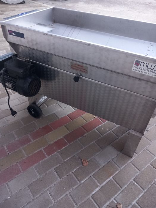 Utilaj zdrobitor struguri