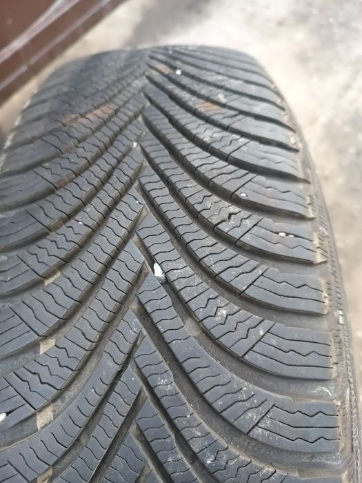 215/65/17 Мишелин Mercedes Gla, Vw Tiguan