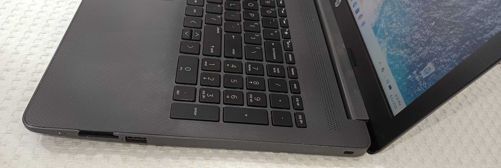 Laptop HP I3 1005 G1 Gen 10 Ram 8G SSD 256 Gb 15.6 Inch 40 Cm