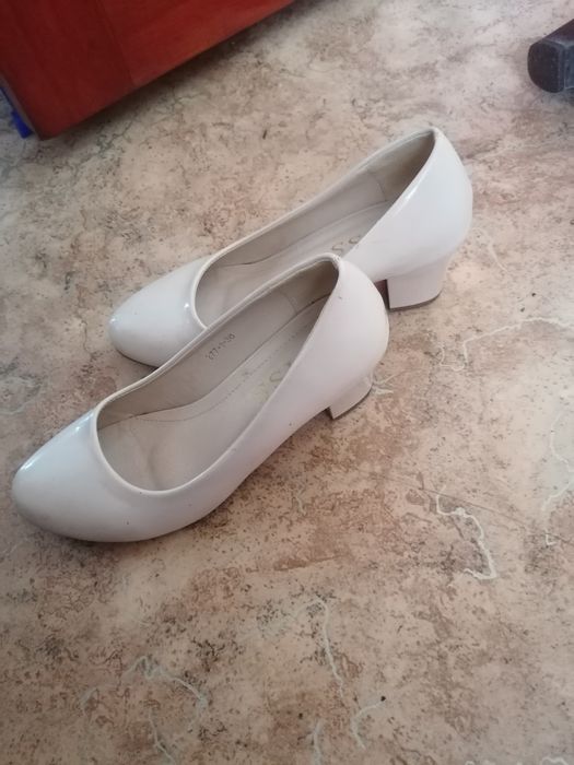 Туфли почти новые