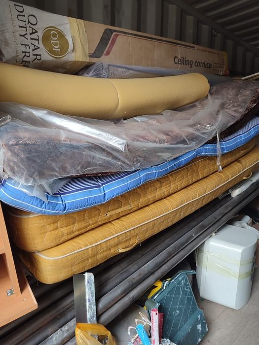 Продам матрасы для кровати и диван