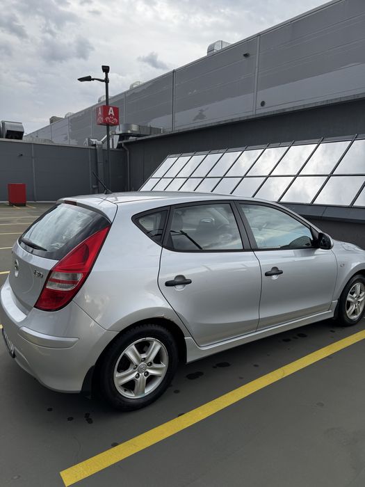 HYUNDAI i30 2011 — imagine 4