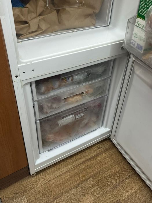 Продаём холодильник