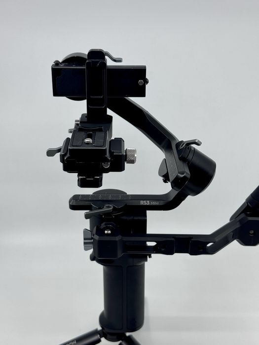 Stabilizator/Gimbal DJI RS3 Mini + SmallRig Handle | Stare impecabila