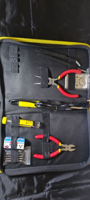 Набор для пайки паяльник с принадлежностями