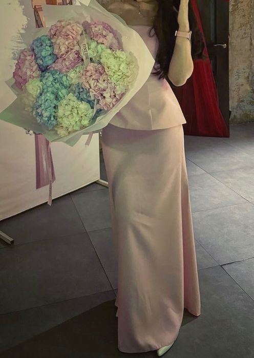 Вечерние платье.