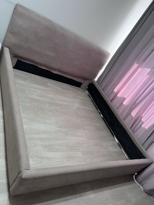 Продам б/у кровать 10 000. Размеры 180х200 см