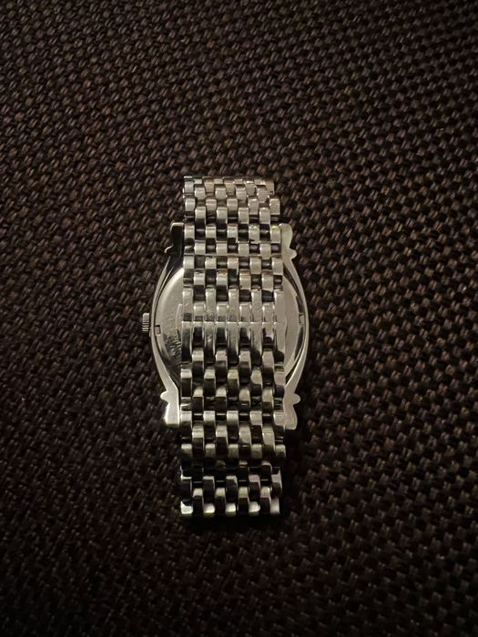 Ceas Armani în stare bună