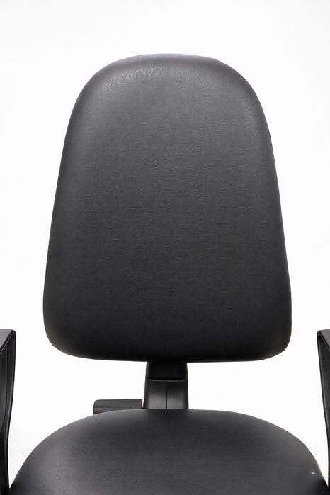 Продается компьютерное офисное кресло