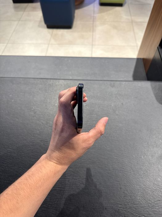 тел сотилади iPhone 16 black