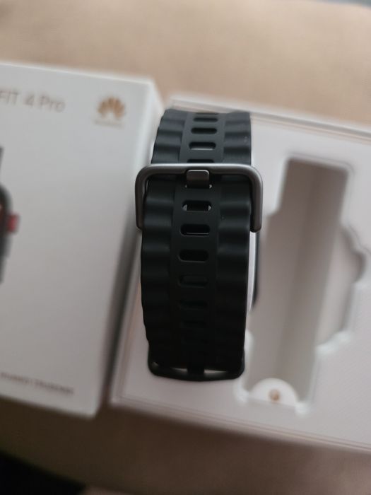 Huawei FIT 4 PRO