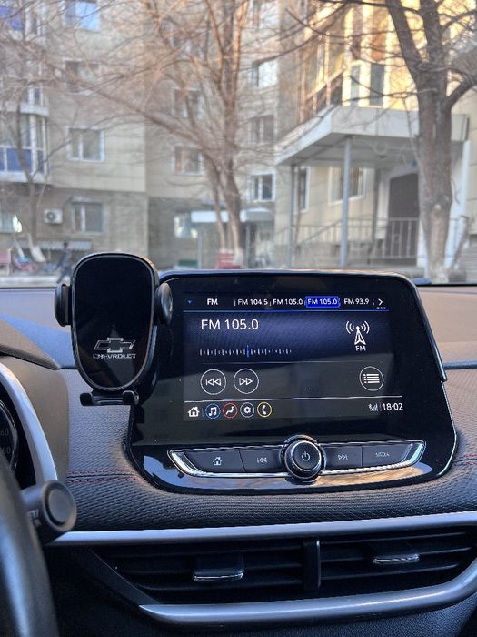 Chevrolet Tracker 1.0 1.2 Держатель телефона для