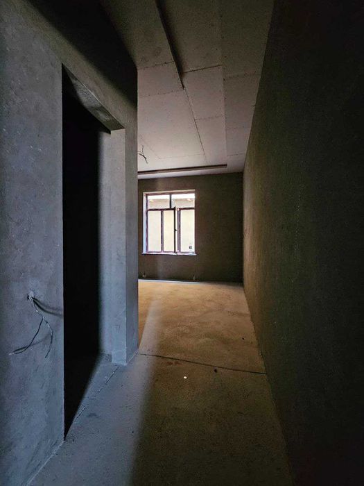 Саламатина.(Выборская). Продам 4уровневый  дом на 4.8 сотках. 1 линия.