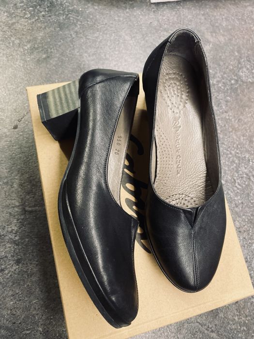 Черни кожени обувки 38 номер