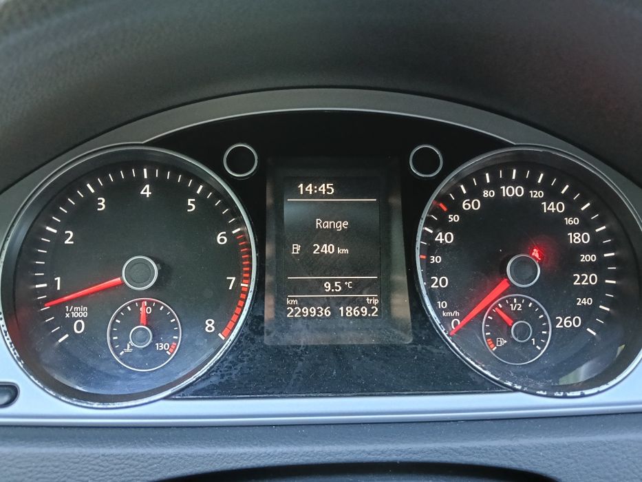 Vând passat b7  2011