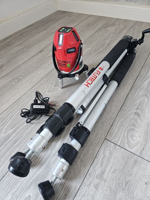 Nivelă rază verde Futech multicross 8