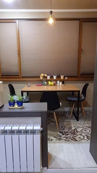 Срочно Продаётся Саракулька 3/8/9 ремонт средний с мебелью !