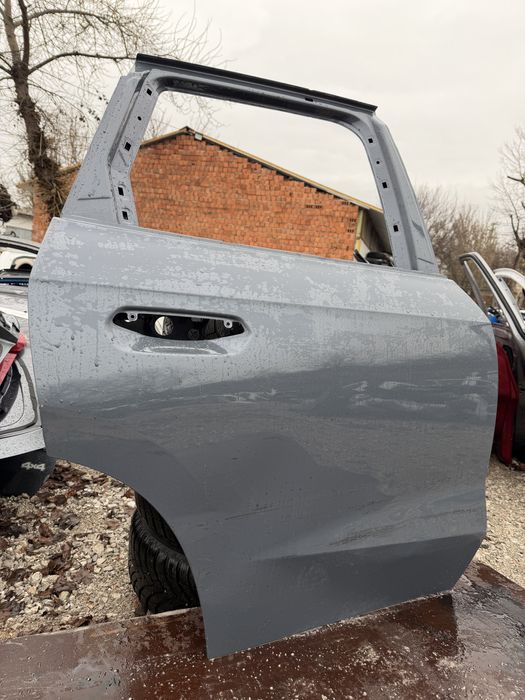 Врата BMW X1 U11