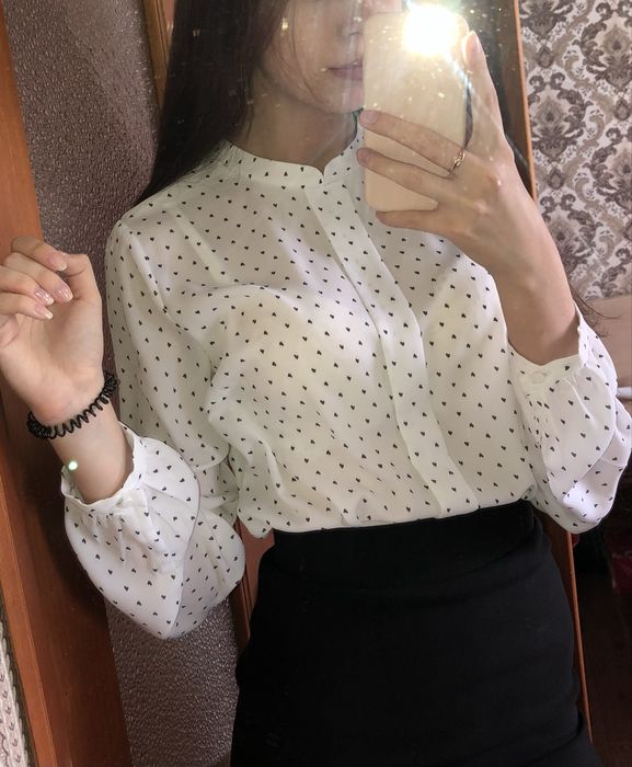 Блузка женская.
