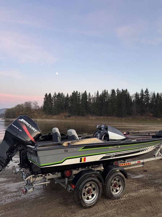 Barca de pescuit Platforma Bass motor Mercury 115efi 2003 /schimburi