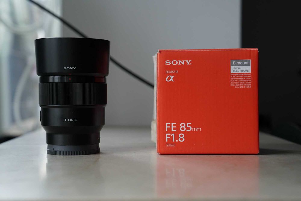Vând Sony 85mm f1.8 FE Fullbox plus microfibra K&F