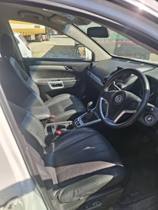 Продавам Opel Antara