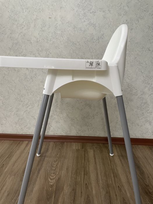 Стол для кормление