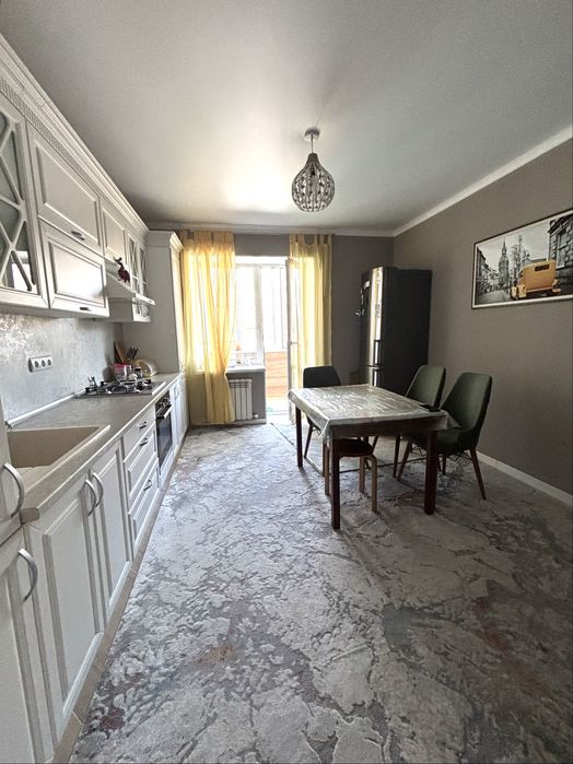 Продается 3х ком Зигзаг 2/9