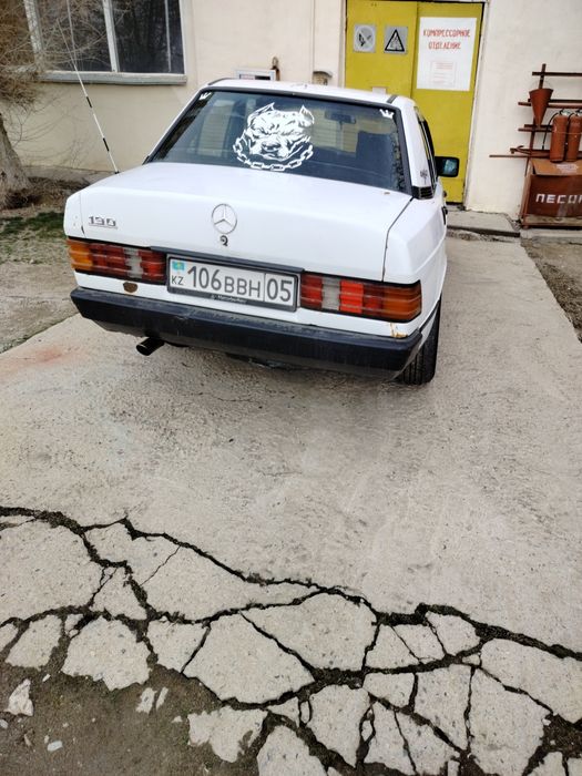 Мерседес бенз 190