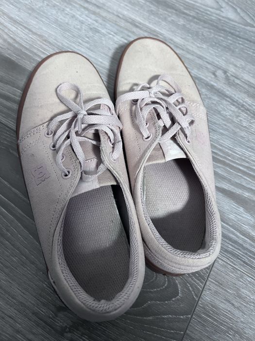 Teneși roz pal DC femei