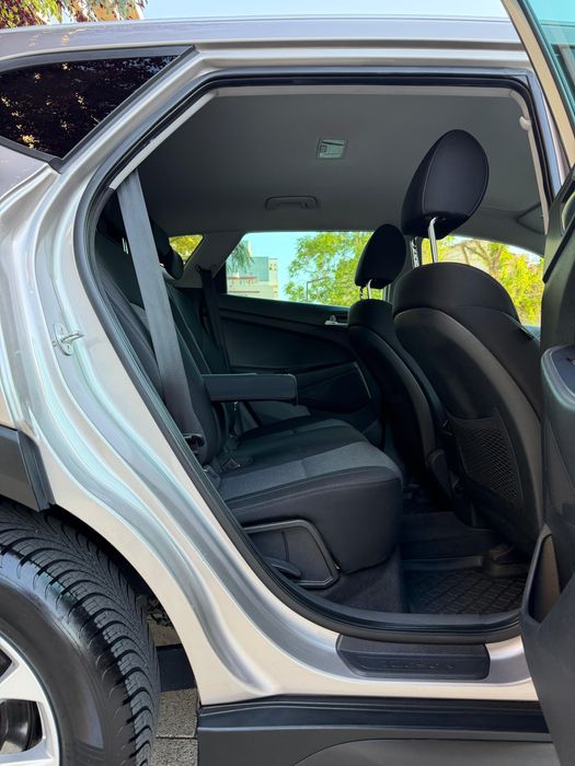 Hyundai Tucson 2019 4WD 1.6 T-GDI 177 CP Unic Propietar 165.000KM