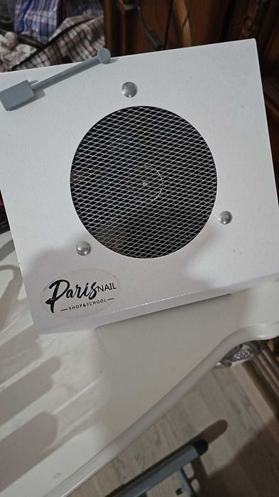 маникюр, лампа, пылесос и т.д.