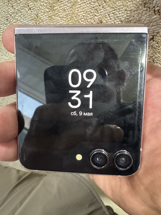 Samsung Z Flip 5