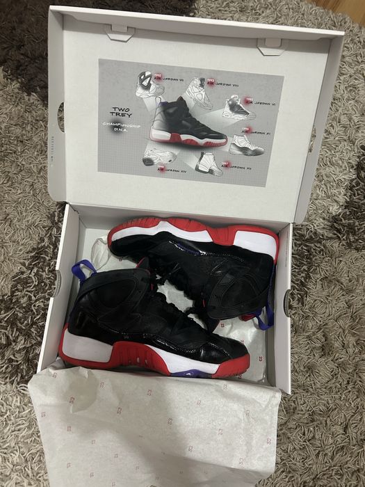 Jordan Two Trey 42.5