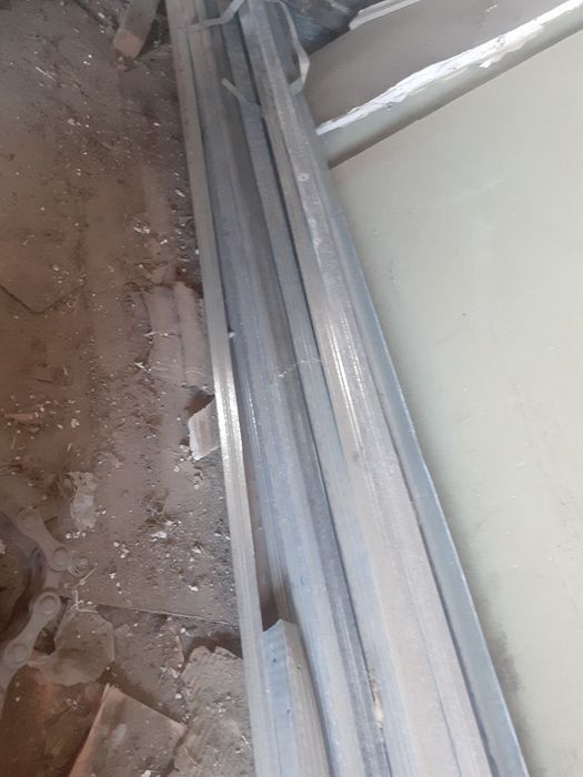 Продам направляющие новые