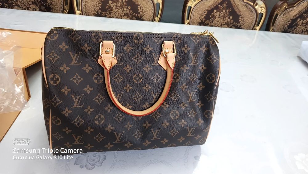 Продам сумку 5000