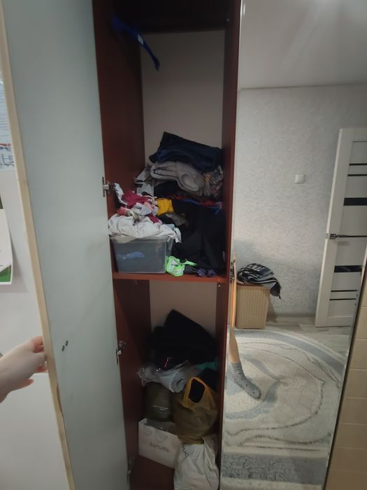 Продам спальный гарнитур