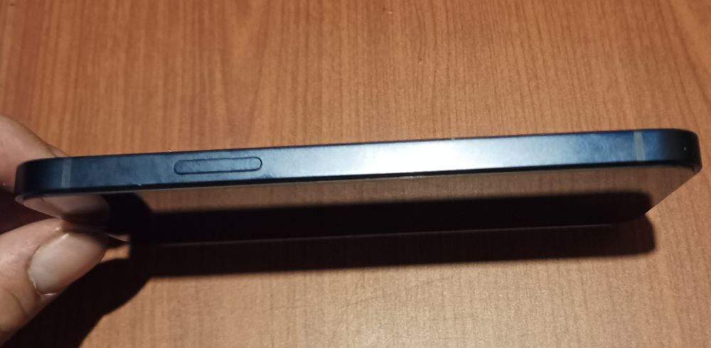 Vand urgent iPhone 12