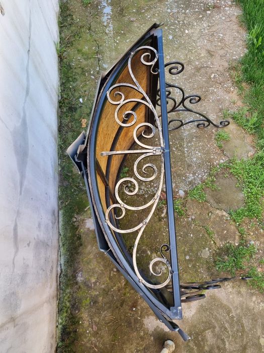 Металлический козырек