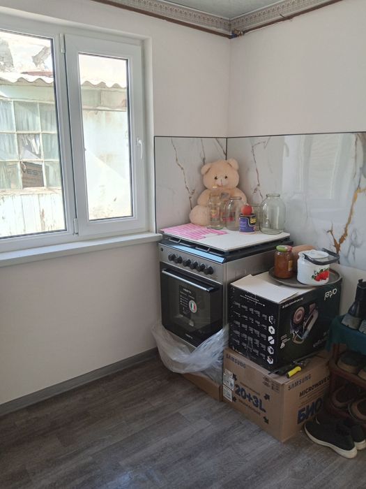 Уй сотилади, хамма шароитга эга. Нархини келишамиз