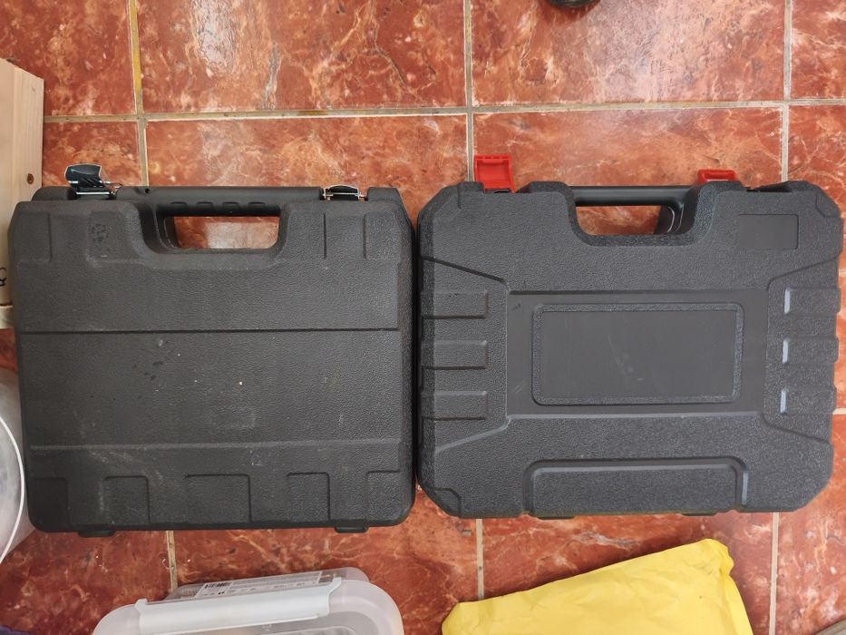 Vând trusa/cutie polizor/drujba/rotopercutor/flex