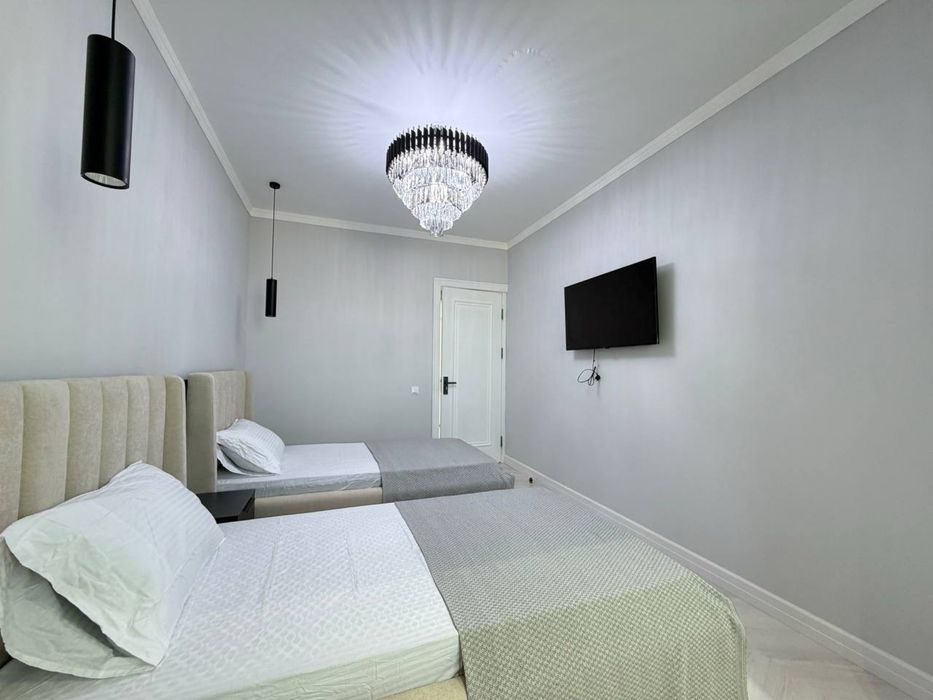 Продам 3х ком / Ц-6 / Банковский дом / напротив ЖК Казахстан