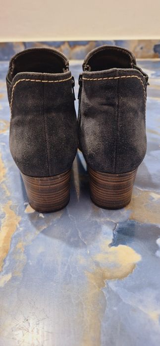 Ghete impermeabile/nu aluneca/piele naturala Gabor/mar. 39/45 lei