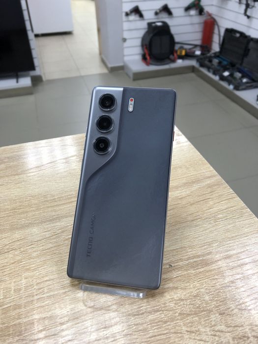 Tecno Camon 40 8/256 TM79