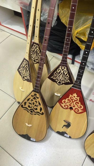 Қазақтын ұлттық аспабы домбыра