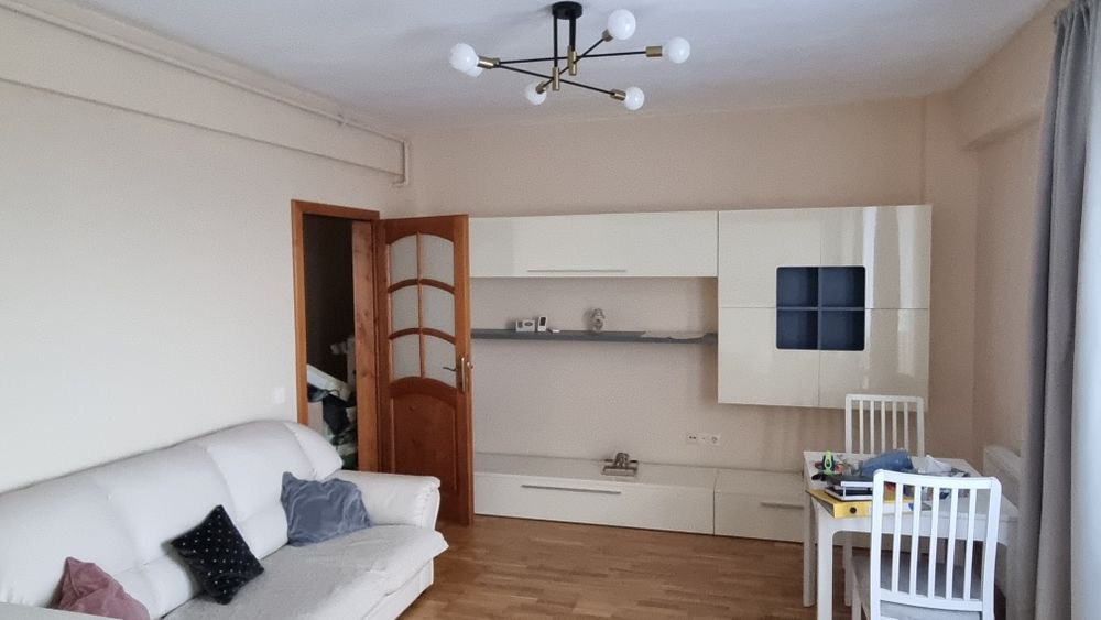 Închiriez apartament Sibiu  zona Turnisor, etaj 2 , loc  de parcare propriu